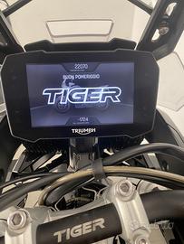 TRIUMPH TIGER 900 GT PRO