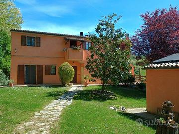 Montesicuro colonica ristrutturata