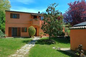 Montesicuro colonica ristrutturata