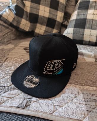 berretto snapback new era