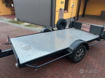 Carrello porta attrezzature