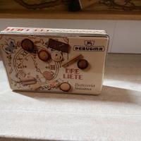 Scatola in latta Vintage Perugina "Ore Liete" .