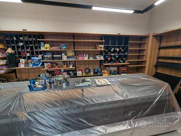 Arredamento per negozi