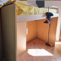 letto a ponte con secondo letto perpendicolare