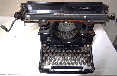 Macchina da scrivere Olivetti