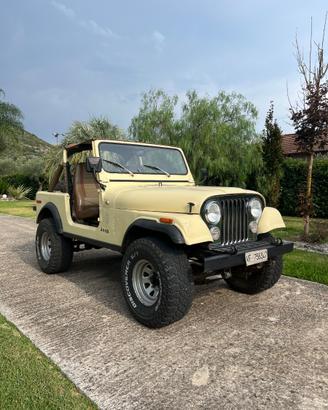 Jeep cj7