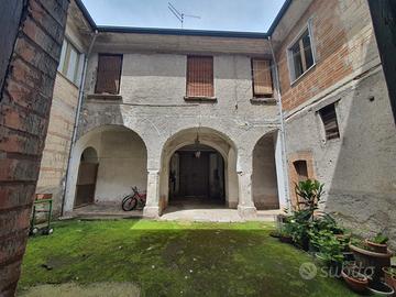 Palazzo storico pochi km da Mercato S. Severino