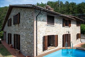 VILLA SINGOLA A GUBBIO