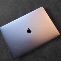 Macbook pro 15 touchbar