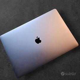 Macbook pro 15 touchbar