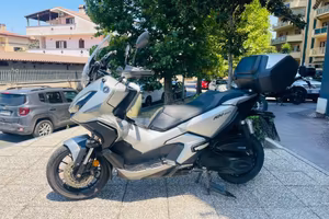 HONDA ADV 350 TUTTO INCLUSO ANCHE PASSAGGIO! MIN