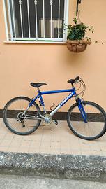 Mountain bike 26 " - 18 rapporti uomo/donna