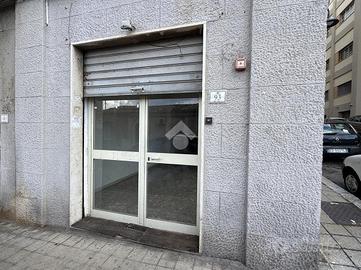 NEGOZIO A REGGIO DI CALABRIA