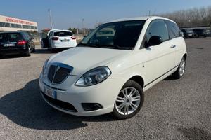 Lancia Ypsilon 1.2 69 CV Unyca