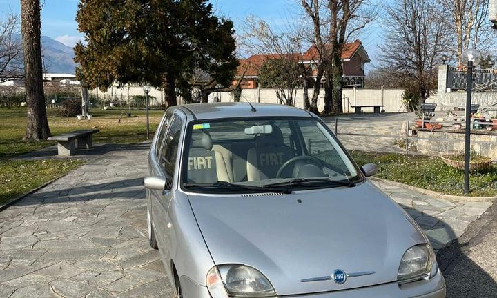 FIAT 600 modello 50th Anniversary