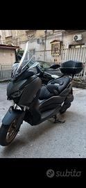 Yamaha xmax tech max 300 anno 2020