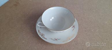 4 TAZZE DA TEA IN PORCELLANA CON PIATTINO