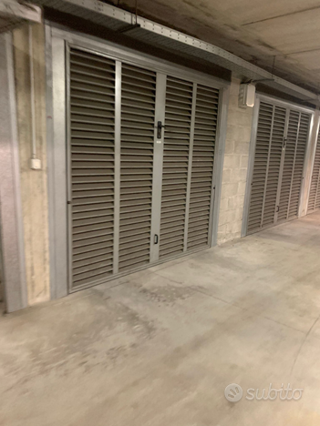 Garage Box auto zona Cologno nord