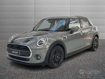 MINI Mini IV F55 2018 5p - Mini 5p 1.5 One Baker S