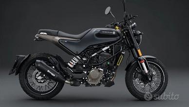 HUSQVARNA SVARTPILEN 125 CC KM 260