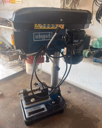 Trapano a colonna Scheppach 500W + morsa + staffa
