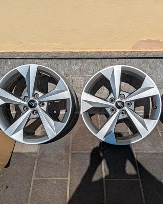 4 Cerchi in lega 18" Originali Audi A3 8Y