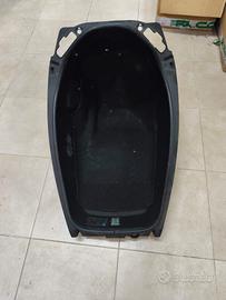 USATO 00181376 VANO SOTTOSELLA PORTAOGGETTI KYMCO 