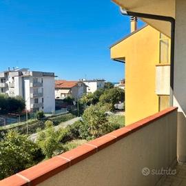 Trilocale, zona residenziale, Marotta. Rif.M/3044