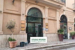 Via Atenea Panoramico Bilocale Con Doppio Ingresso