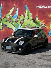 Mini Cooper D - JCW - Harman Kardon - Tetto