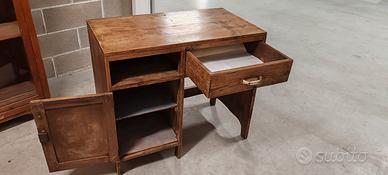 Scrivania primi '900 in legno – Buono stato