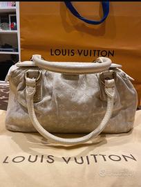 Louis Vuitton Monogram Mini Lin Trapeze PM