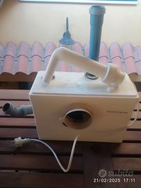 Trituratore con pompa per WC + WC + Sciacquone