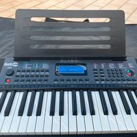 Pianoforte elettrico per scuola media