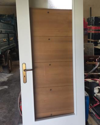 Porta centinata in legno bianco Mt 2,16 alta
