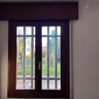 9 finestre  e 2 portafinestre in legno
