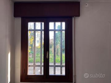 9 finestre  e 2 portafinestre in legno