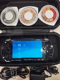 Console Sony PSP-1004, Memory Stick e 3 giochi 