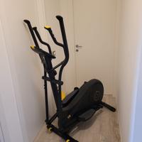 Ellittica autoalimentata e connessa 520