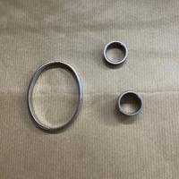 Due anelli e un braccialetto