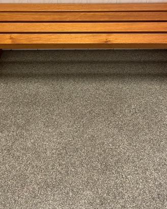 Panchine in legno massello da spogliatoio