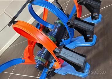 Pista Hotwheels “schianti rotanti”