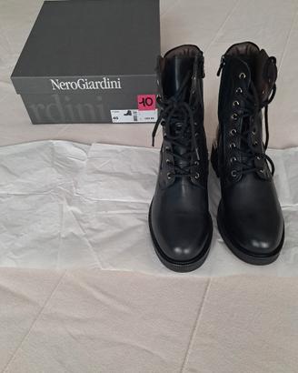 Stivaletti Anfibi NeroGiardini, Neri, Nuovi N. 40