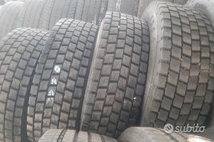 305 70 22.5 Michelin