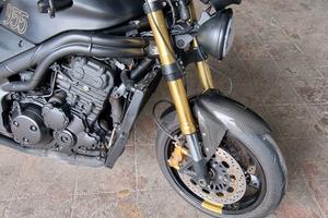 triumph Speed triple 955i custom edit