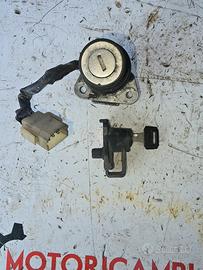 blocchetto chiave e gancio casco yamaha xt 550 