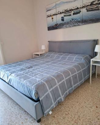 Letto matrimoniale a cassettone marca Perdormire