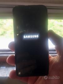 Samung A40 usato dai figli