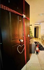 Infernetto trilocale con balcone e p.auto