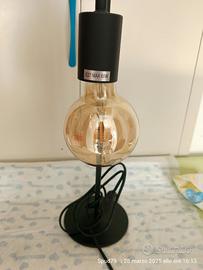 lampada stile industriale con lampadina luce calda